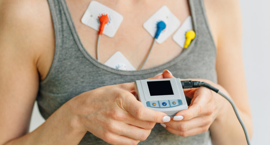 Holter Monitor: What Is It and How to Prepare - ActiveBeat